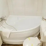 Διαμέρισμα High Hopes No 3 Semi-basement *