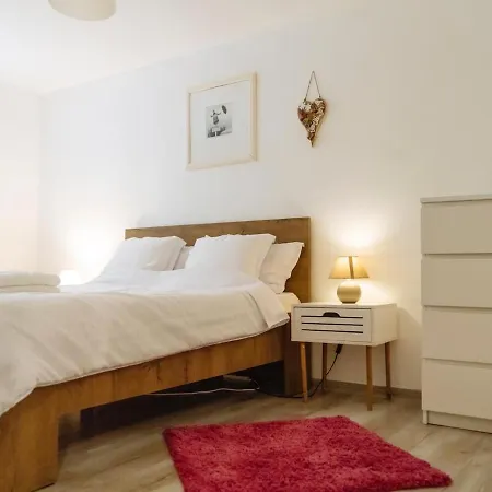 High Hopes No 3 Semi-basement
