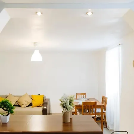 High Hopes No 3 Semi-basement