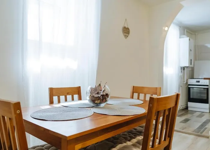 High Hopes No 3 Semi-basement