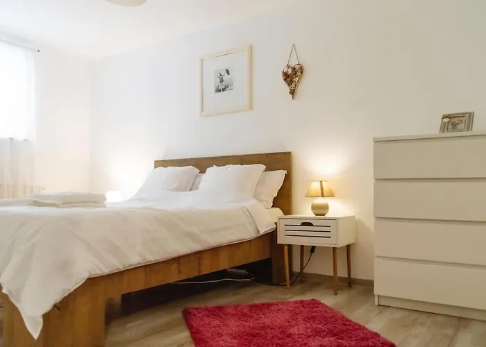 High Hopes No 3 Semi-basement