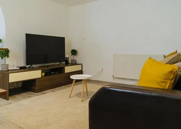 Apartment High Hopes No 3 Semi-basement Brasov